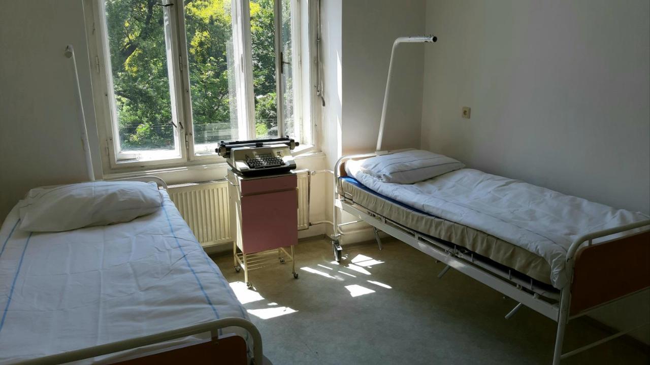 Franz Kafka Spital Hostel Бърно Екстериор снимка