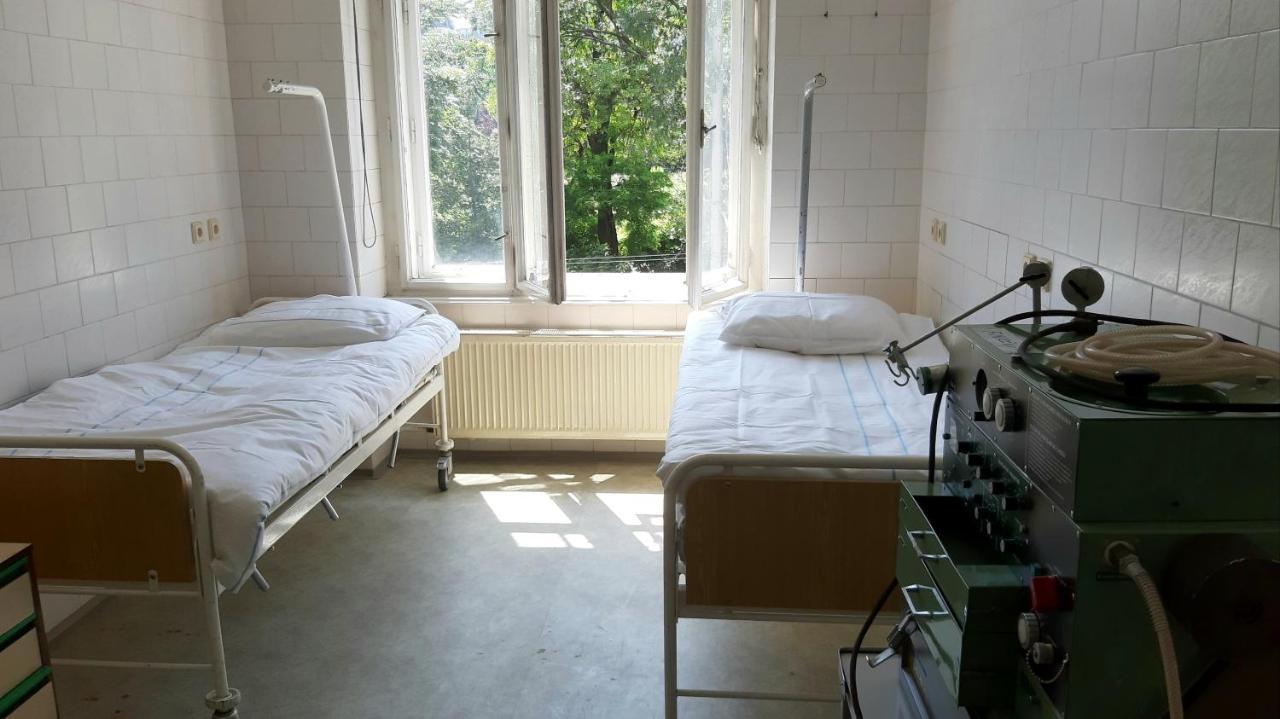 Franz Kafka Spital Hostel Бърно Екстериор снимка