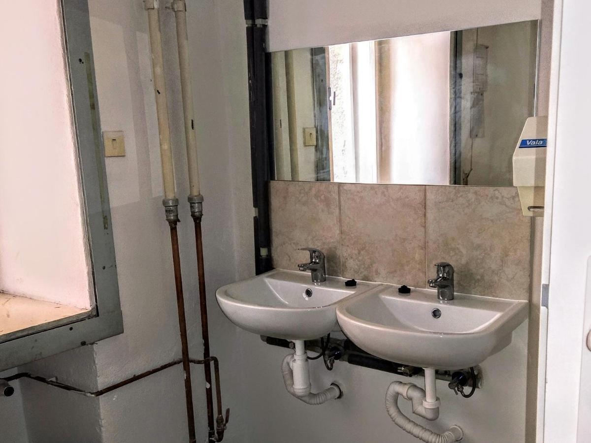Franz Kafka Spital Hostel Бърно Екстериор снимка